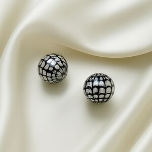 Croft & Barrow Black & White Web Pattern Stud Earrings, Polished Spheres Jewelry